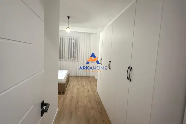 Shtepi me qera Apartament ne Tirane, 2+1, Mobilimi E mobiluar, Pagesa 600  Euro.