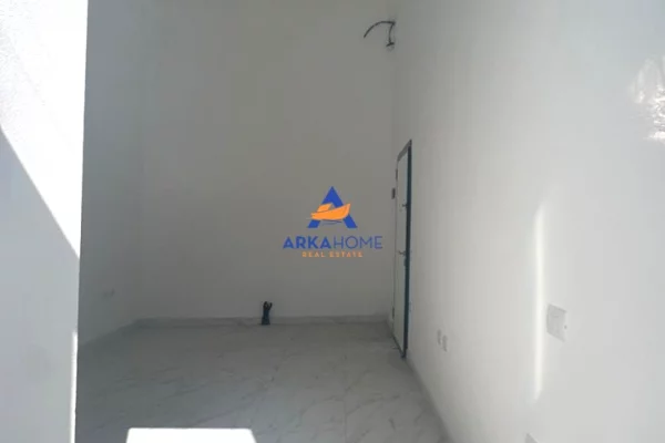 Ambient biznesi me qera 1+1 ne Tirane - 90,000 Euro