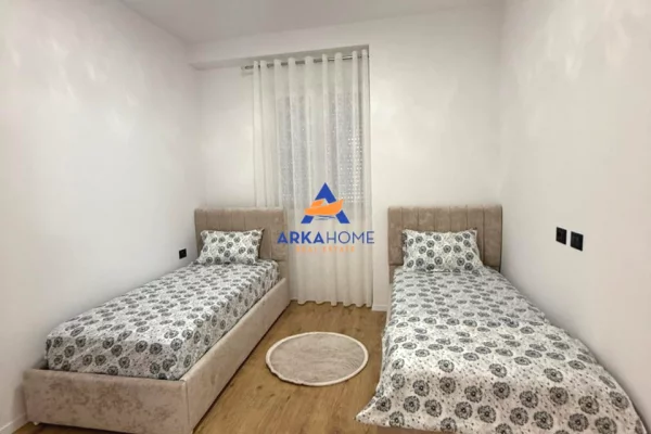 Shtepi me qera Apartament ne Tirane, 2+1, Mobilimi E mobiluar, Pagesa 500  Euro.