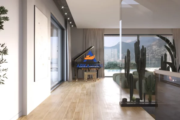 Apartment for sale in Tirana 6+1, Emty