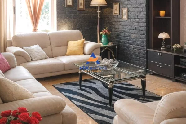 Shtepi me qera 2+1 ne Tirane - 625 Euro