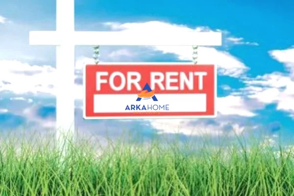 Truall ose Toke ne Tirane - 521 Euro