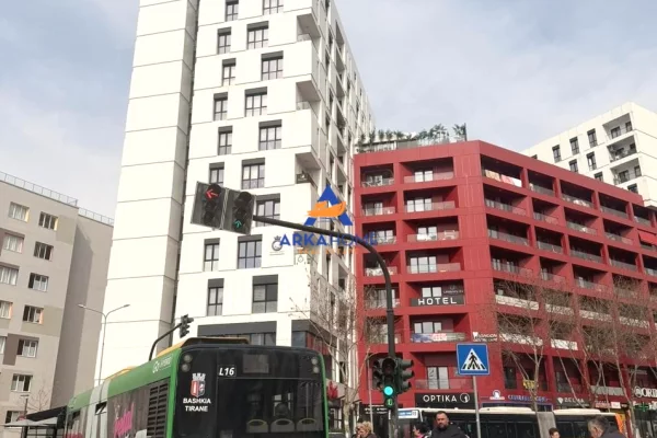 Ambient biznesi me qera 1+1 ne Tirane - 5,000 Euro