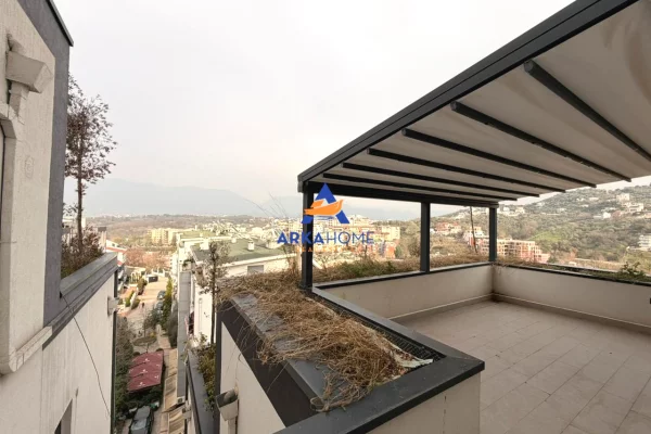Penthouse (panoramic top floor) for sale in Tirana 4+1, Emty
