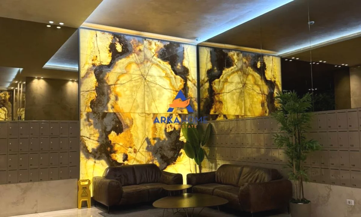 Shtepi ne shitje Apartament ne Tirane, 2+1, Mobilimi E mobiluar, Pagesa 118,000  Euro.