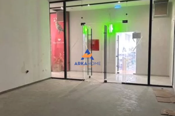 Ambient biznesi ne shitje 1+1 ne Tirane - 270,000 Euro