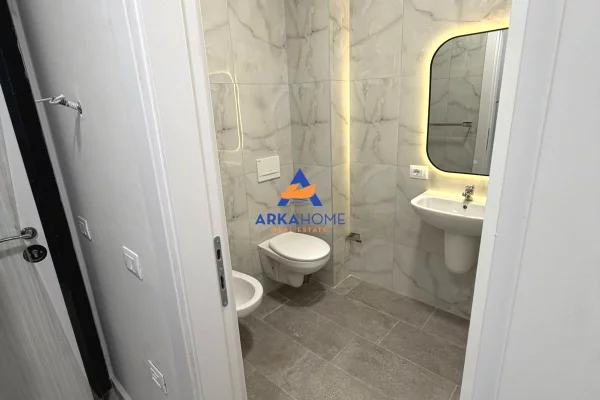 Shtepi me qera Apartament ne Tirane, Garsoniere, Mobilimi E mobiluar, Pagesa 420  Euro.