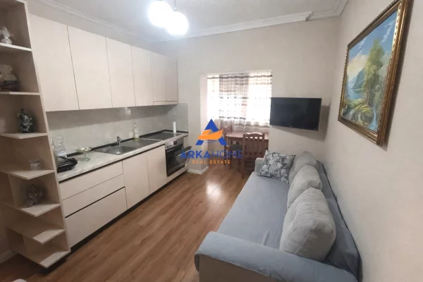 Shtepi me qera 1+1 ne Tirane - 500 Euro