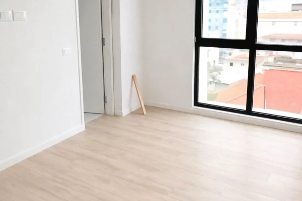 Shtepi ne shitje Apartament ne Tirane, 2+1, Mobilimi Bosh, pa mobiluar, Pagesa 260,000  Euro.