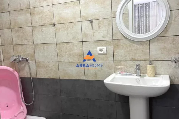 Apartment for rent in Tirana 2+1, Emty