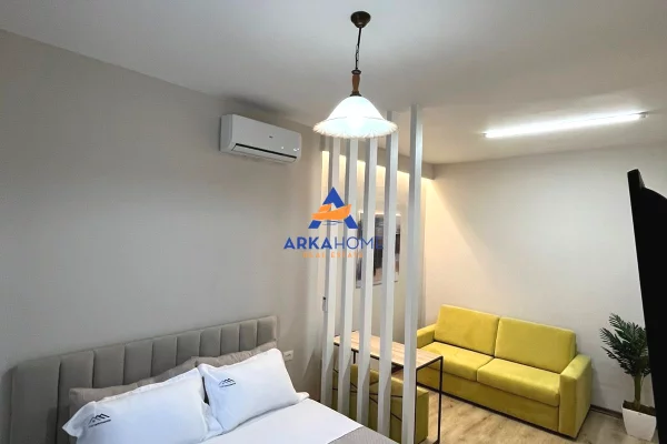 Appartamento in vendita a Tirana Garsoniere, Arredato