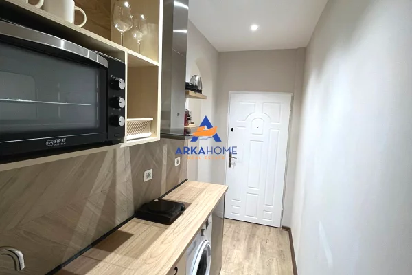 Appartamento in vendita a Tirana Garsoniere, Arredato