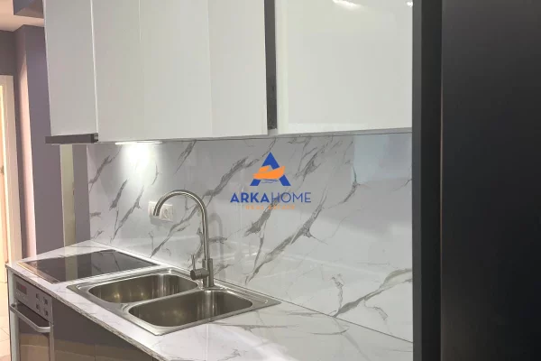 Appartamento in vendita a Durazzo 2+1, Arredato