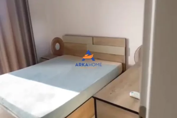 Appartamento in affitto a Tirana 2+1, Arredato