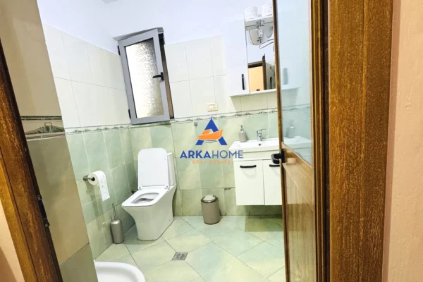 Appartamento in affitto a Tirana 1+1, Arredato