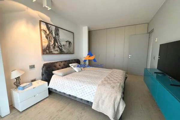 Appartamento in vendita a Tirana 3+1, Arredato