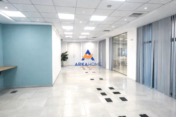 Ambient biznesi me qera 1+1 ne Tirane - 10,000 Euro
