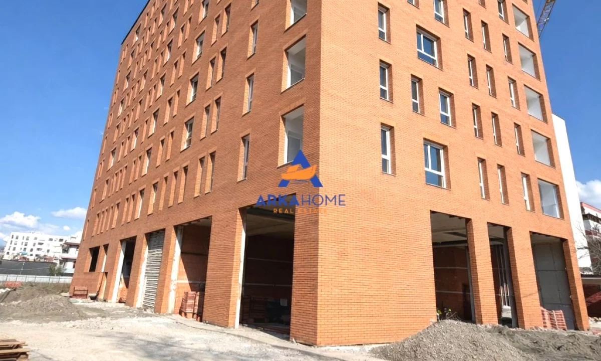 Appartamento in vendita a Tirana 1+1, Vuoto