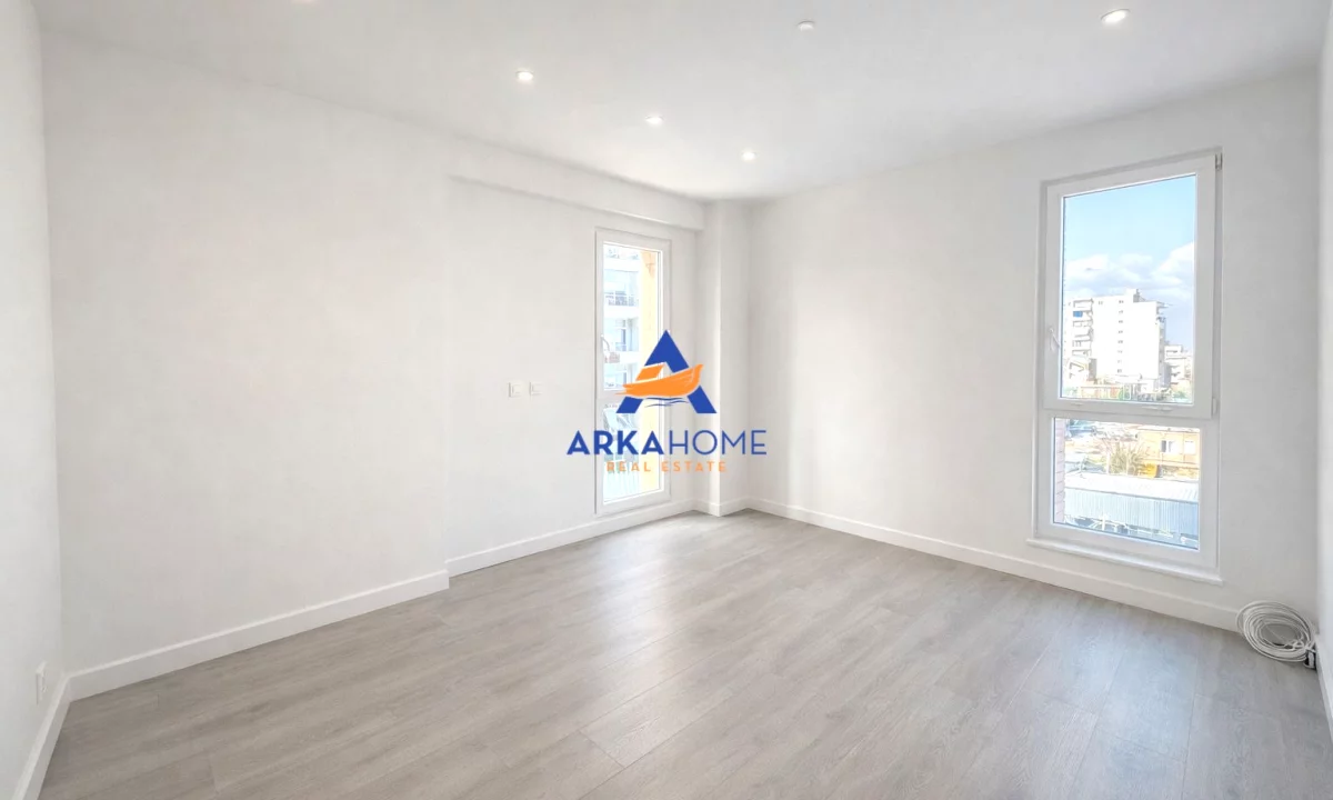 Appartamento in vendita a Tirana 2+1, Vuoto