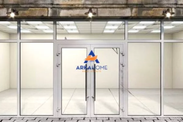 JEPET DYQAN ME QERA 100M2 " BULEVARDI ZOGU I PARE " 4600 EURO