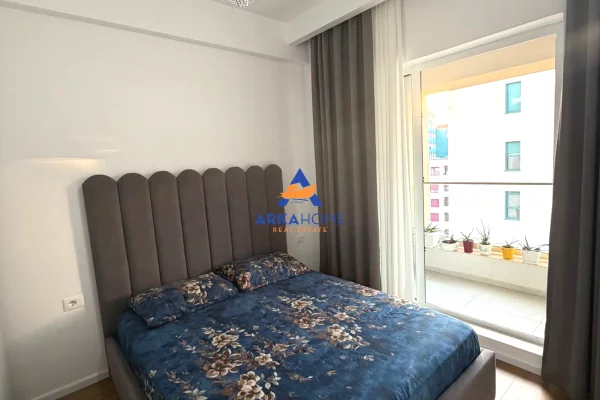 Appartamento in affitto a Tirana 1+1, Arredato