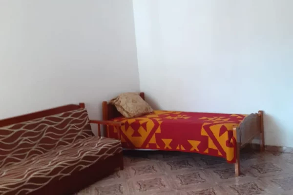 Shtepi me qera 2+1 ne Tirane - 450 Euro