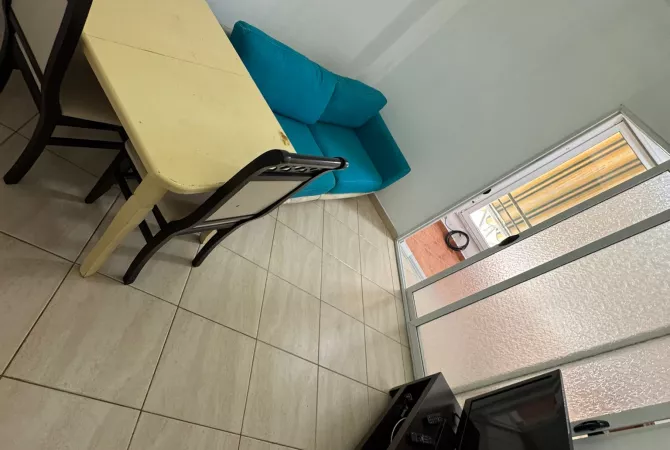 Shtepi me qera Apartament ne Tirane, 1+1, Mobilimi E mobiluar, Pagesa 350  Euro.