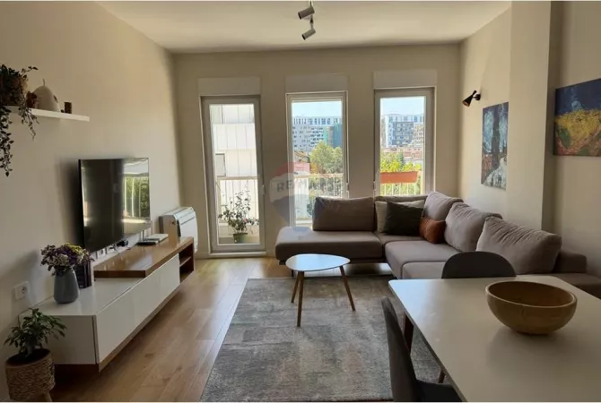 Shtepi me qera 2+1 ne Tirane - 750 Euro