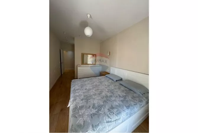 Shtepi me qera Apartament ne Tirane, 2+1, Mobilimi E mobiluar, Pagesa 750  Euro.