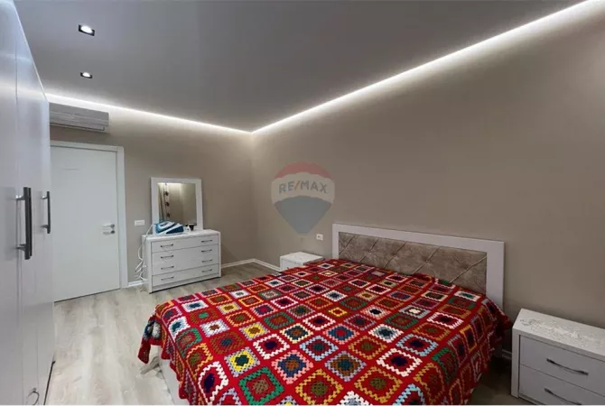 Shtepi me qera Apartament ne Tirane, 2+1, Mobilimi E mobiluar, Pagesa 550  Euro.