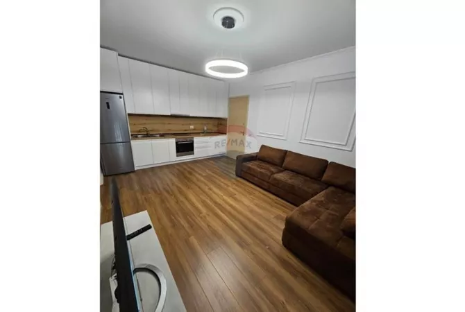 Shtepi me qera 1+1 ne Tirane - 600 Euro