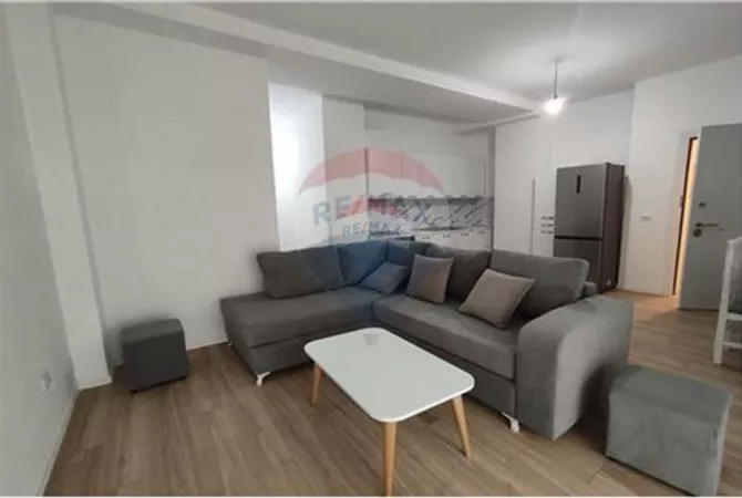 Shtepi me qera 2+1 ne Tirane - 600 Euro