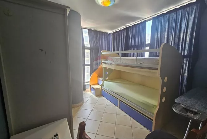 Shtepi me qera Apartament ne Tirane, 2+1, Mobilimi E mobiluar, Pagesa 65,000  Leke.