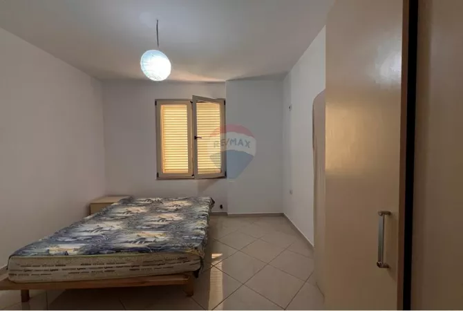 Shtepi ne shitje 2+1 ne Tirane - 105,000 Euro