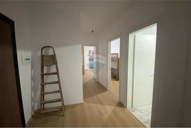 Shtepi me qera Apartament ne Tirane, 2+1, Mobilimi E mobiluar, Pagesa 50,000  Leke.