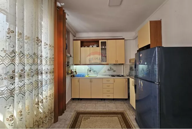 Shtepi me qera 2+1 ne Tirane - 600 Euro