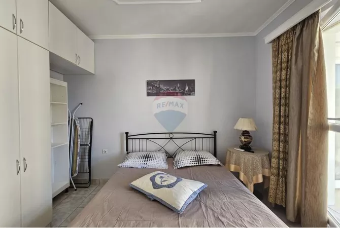 Shtepi me qera Apartament ne Tirane, 2+1, Mobilimi E mobiluar, Pagesa 600  Euro.