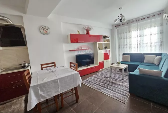 Shtepi me qera 2+1 ne Tirane - 50,000 Leke