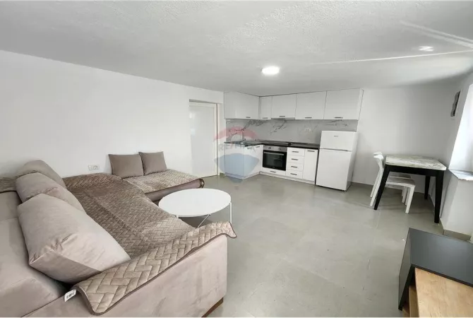 Casa in affitto 1+1 a Tirana - 380 Euro