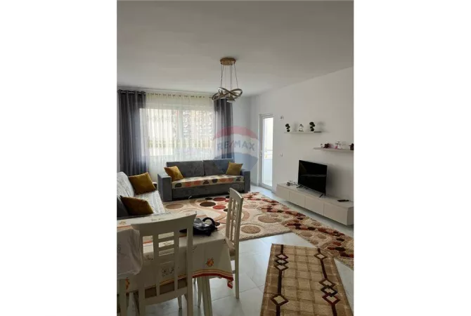 Shtepi me qera 2+1 ne Tirane - 500 Euro