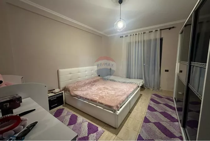Shtepi me qera Apartament ne Tirane, 1+1, Mobilimi E mobiluar, Pagesa 550  Euro.