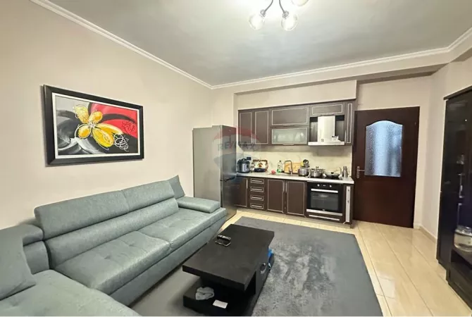 Shtepi me qera 1+1 ne Tirane - 550 Euro