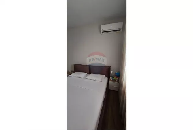 Shtepi me qera Apartament ne Tirane, 2+1, Mobilimi E mobiluar, Pagesa 50,000  Leke.