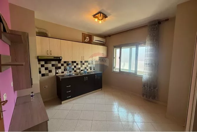 Shtepi ne shitje 1+1 ne Tirane - 67,000 Euro
