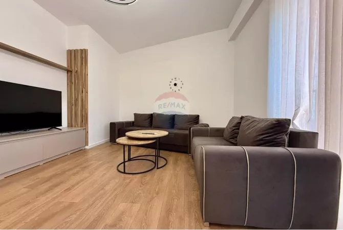 Shtepi me qera Apartament ne Tirane, 1+1, Mobilimi E mobiluar, Pagesa 600  Euro.