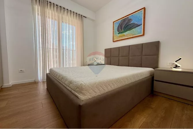 Shtepi me qera Apartament ne Tirane, 1+1, Mobilimi E mobiluar, Pagesa 600  Euro.