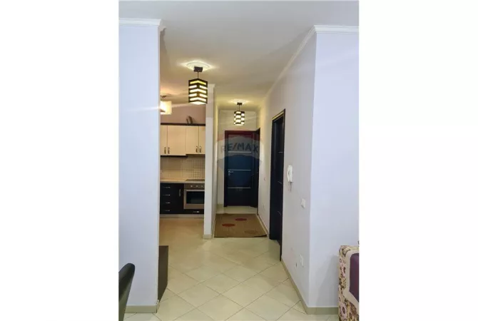 Shtepi me qera 2+1 ne Tirane - 550 Euro