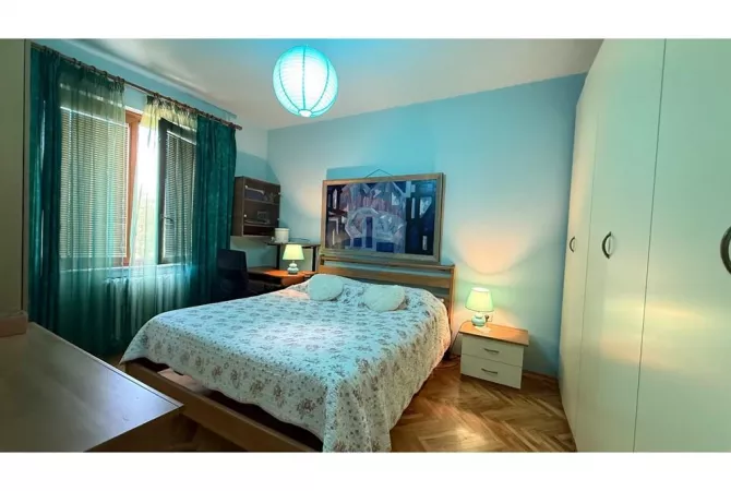 Shtepi me qera Apartament ne Tirane, 2+1, Mobilimi E mobiluar, Pagesa 750  Euro.