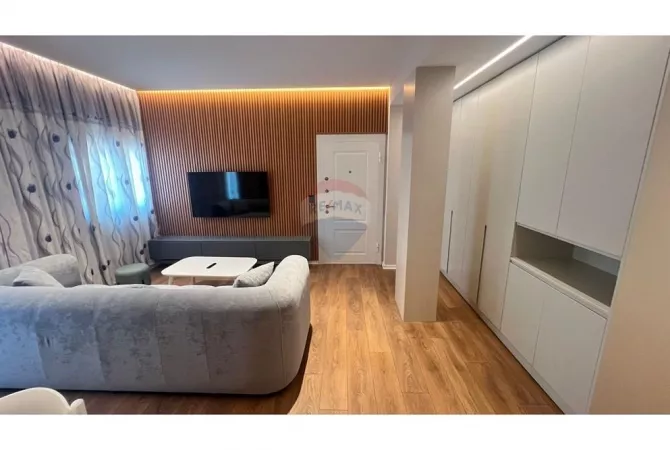 Shtepi me qera 2+1 ne Tirane - 550 Euro