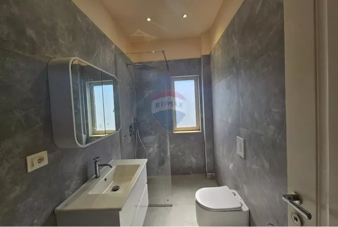 Shtepi me qera Apartament ne Tirane, 1+1, Mobilimi E mobiluar, Pagesa 600  Euro.